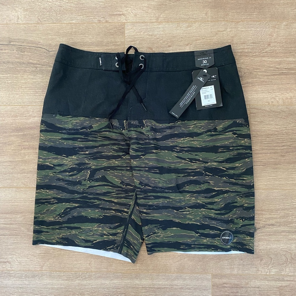 Brand New with tags O’Neill hyperfreak stretch board shorts. Size 30 waist  19”